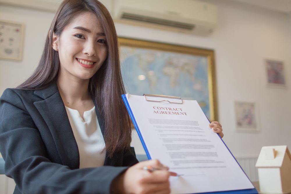 Hướng dẫn bạn tải đơn xin việc ngành Luật trên ứng dụng của Timviec365.vn