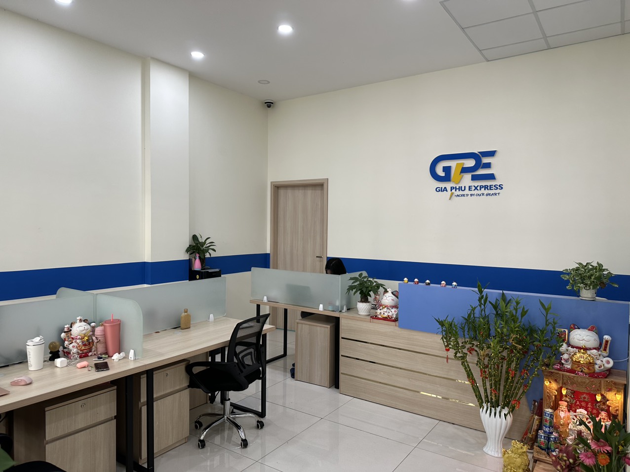 CÔNG TY TNHH VẬN TẢI QUỐC TẾ GIA PHÚ