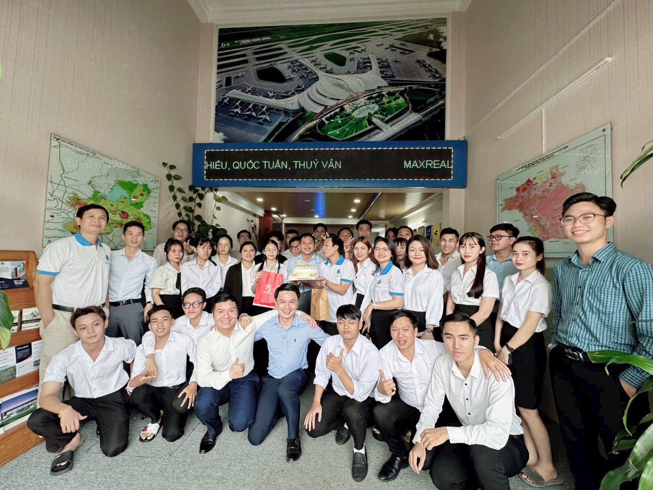 Công Ty Cổ Phần Bất Động Sản Maxreal