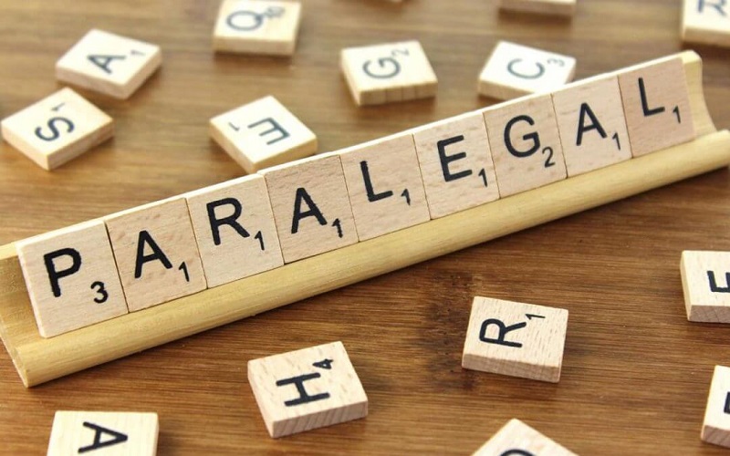 Paralegal là gì?