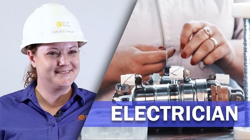 Thợ điện tiếng Anh được hiểu nghĩa là gì