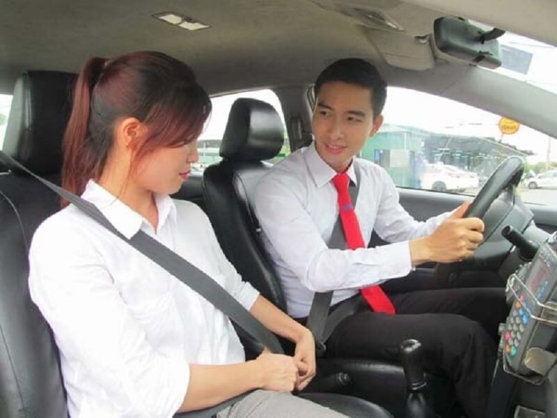Cần gì để trở thành tài xế taxi?