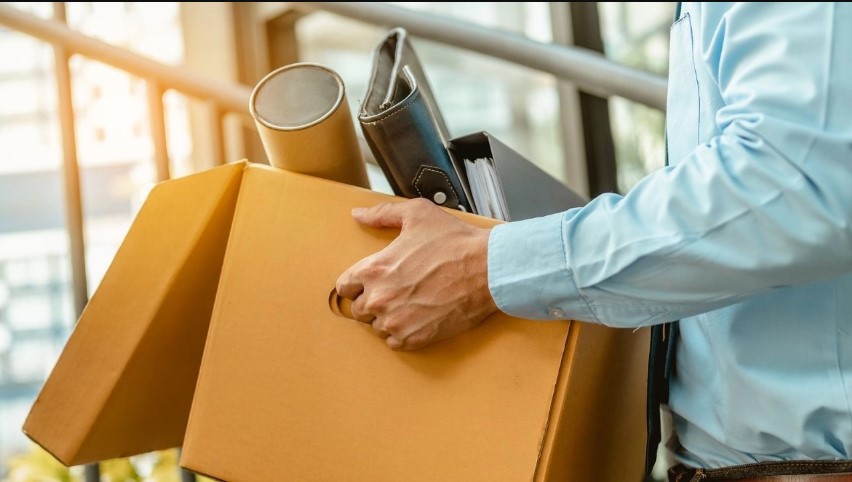 Viết đơn xin nghỉ việc bảo vệ thuyết phục