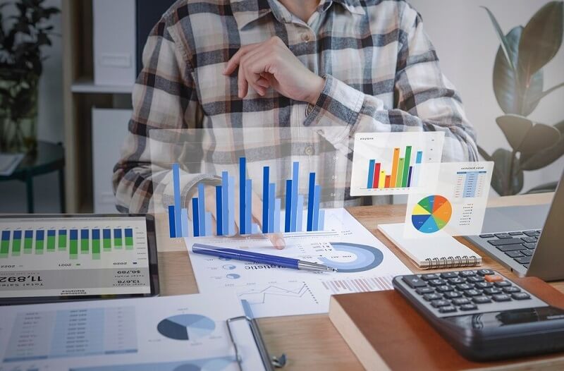 Làm chủ công cụ và tư duy phân tích để nâng cao hiệu suất công việc
