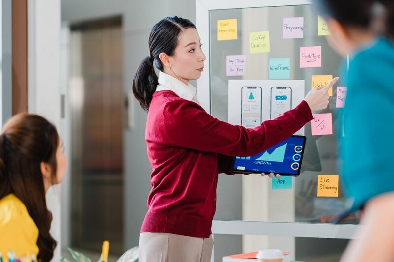 Từ Data Labeling có thể phát triển lên nhiều vị trí liên quan đến phân tích dữ liệu và quản trị hệ thống