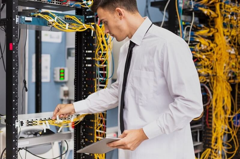 Hiểu biết về quản trị mạng giúp ứng viên IT Helpdesk ghi điểm với nhà tuyển dụng