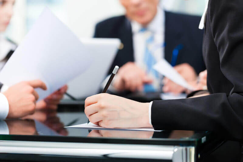 Bản chất công việc tư vấn luật