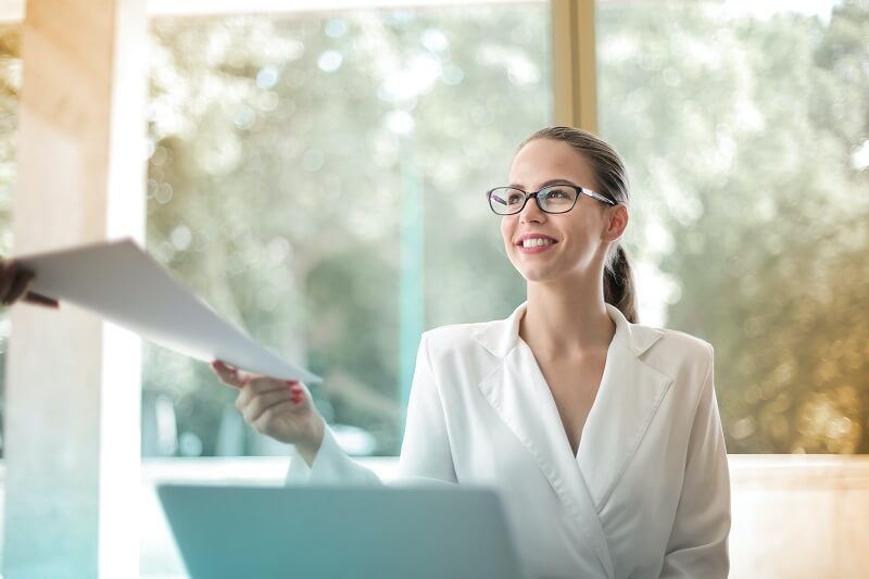 Đưa ra các kế hoạch bán hàng và Marketing