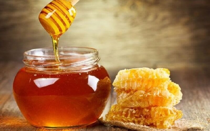 Sử dụng mật ong nguyên chất