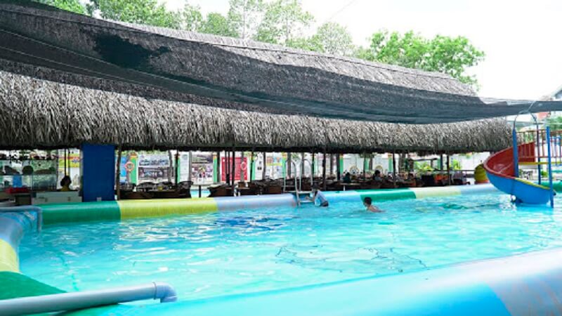Việc làm nhân viên hồ bơi