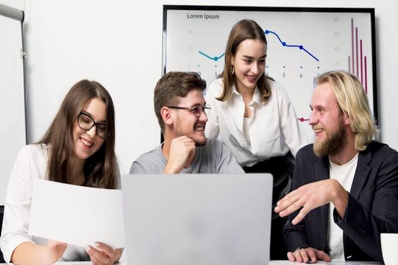 Môi trường dịch vụ đòi hỏi trưởng nhóm linh hoạt trong xử lý và tư duy theo mô hình kinh doanh hiện đại