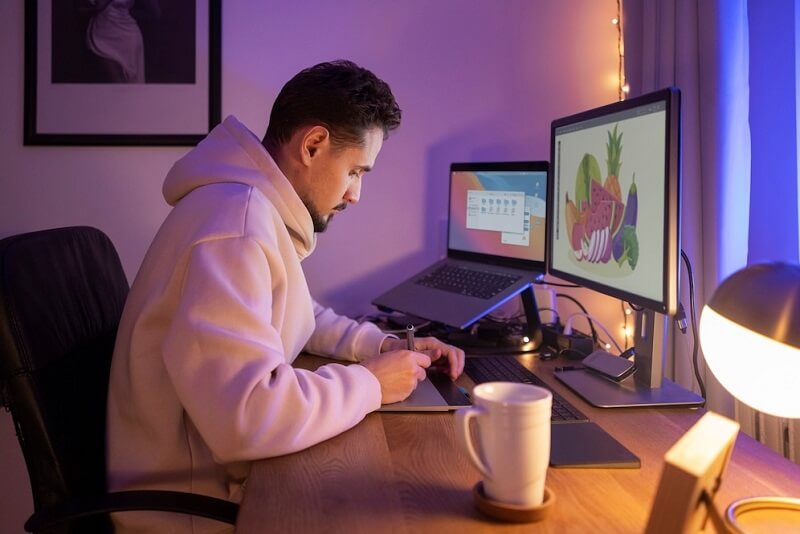 Làm việc từ xa là xu hướng tuyển dụng nổi bật với lập trình viên JavaScript