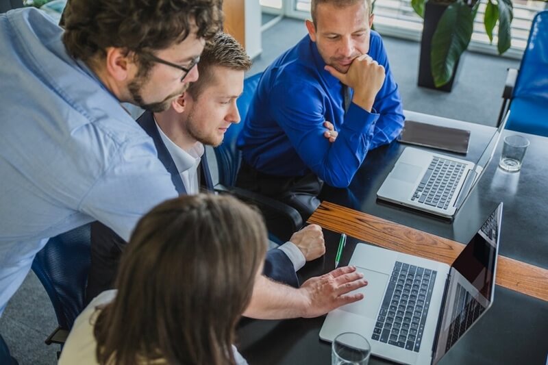 Tìm việc IT hiệu quả khi bạn chọn đúng nền tảng phù hợp