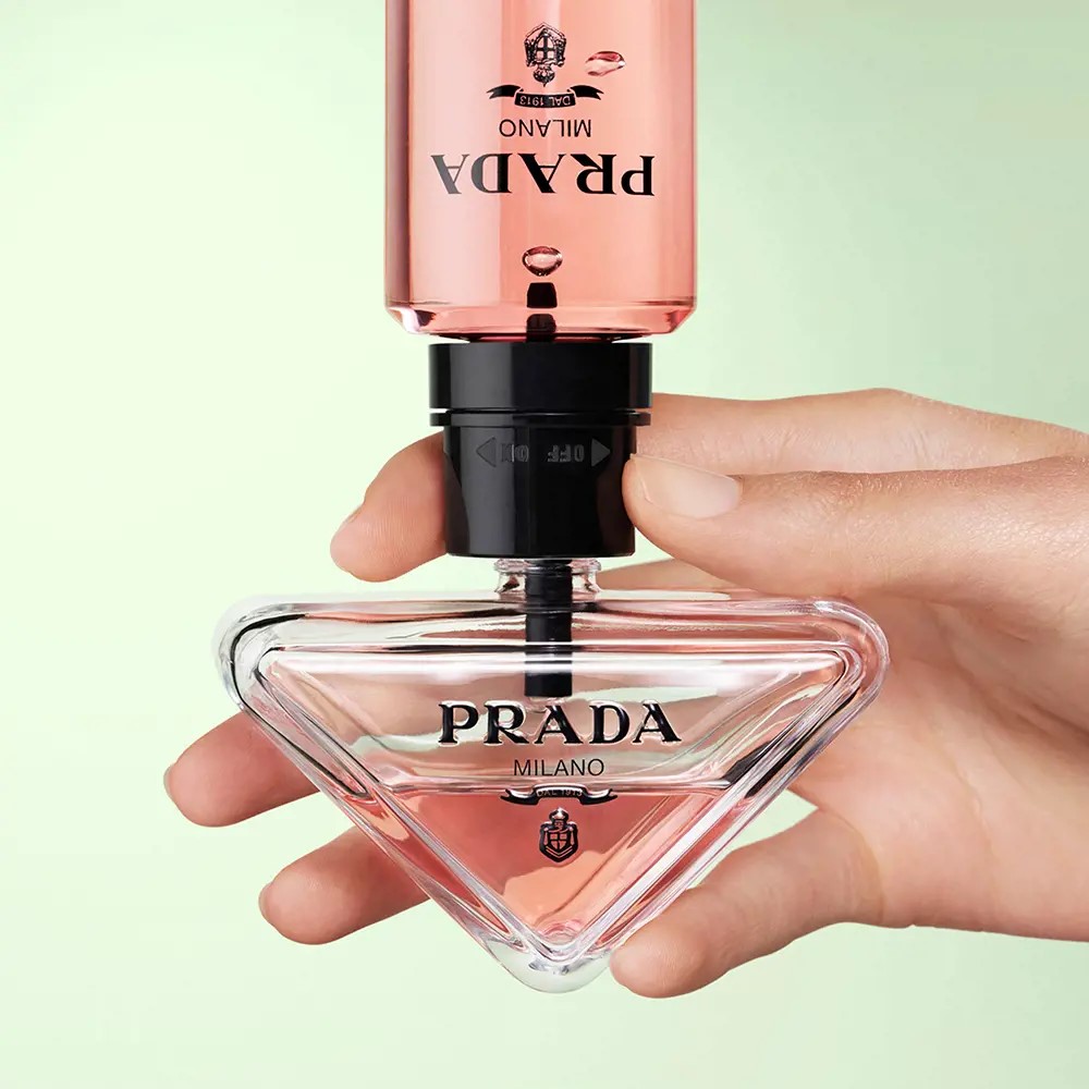 Sử dụng nước hoa refill có ý nghĩa đặc biệt