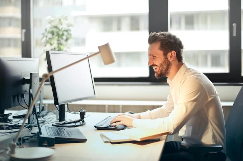Nhà tuyển dụng đánh giá cao thực tập sinh có tư duy tích cực và khả năng cộng tác tốt