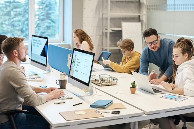 Doanh nghiệp ưu tiên tuyển dụng việc làm fresher NodeJS có định hướng phát triển dài hạn