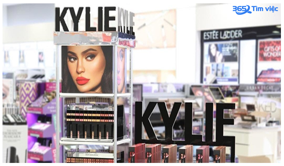 Thương hiệu mỹ phẩm của Kylie sánh ngang với những hãng cao cấp