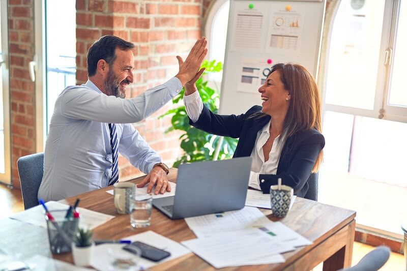 Họ là một người có kỹ năng đàm phán và giải quết vấn đề