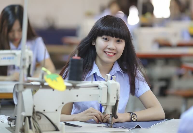 Những phẩm chất, kỹ năng cần có để trở thành một KCS may mặc