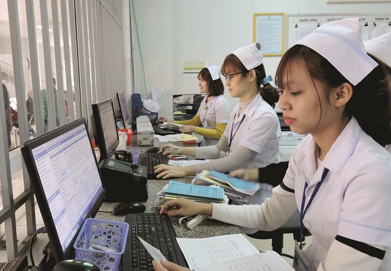 Tổng quan về việc làm nhân viên y tế cơ quan