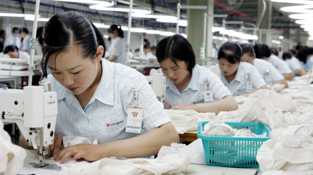 Thực trạng của nhu cầu ngành may hiện nay và nhu cầu về vị trí qa ngành may