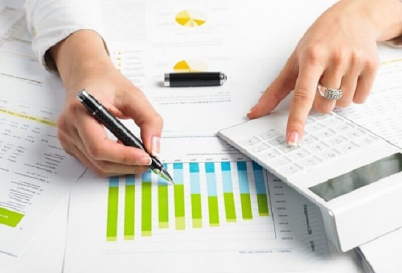Yêu cầu của kế toán phòng vé máy bay