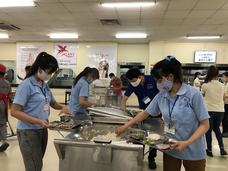 Cơ hội và thu nhập của việc làm nấu ăn cho công ty tại Hà Nội