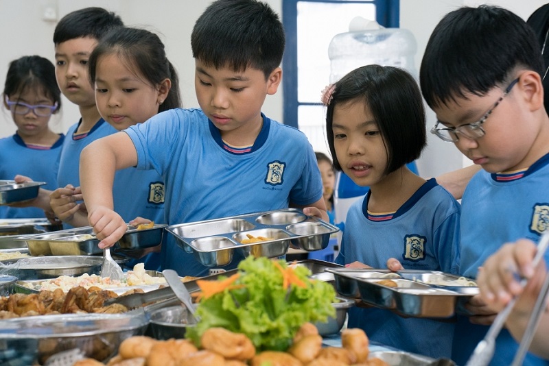 Cách tìm việc nấu ăn cho trường học tại Hà Nội