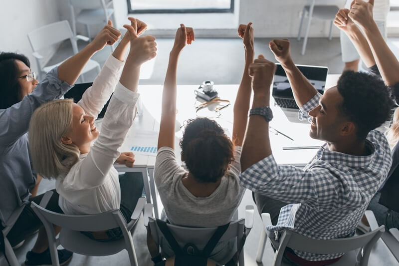 Làm việc toàn thời gian giúp nâng cao hiệu quả tư vấn và quản lý khách hàng