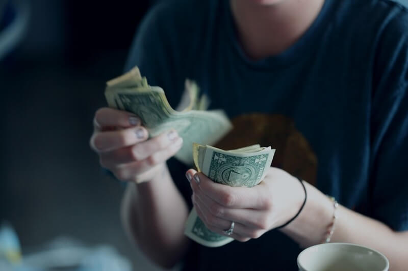 Thu nhập từ bảo hiểm tăng theo năng lực và nỗ lực cá nhân