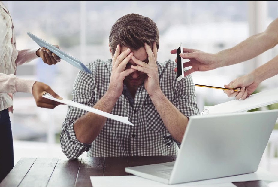 Nếu quá áp lực với công việc, bạn có thể rời đi trước Tết