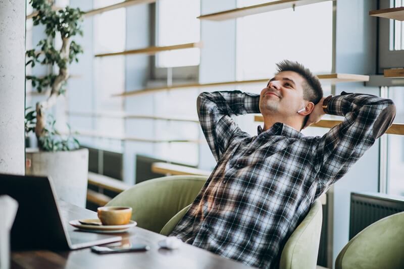 Giữ tâm lý thoải mái giúp ứng viên trả lời tự tin hơn