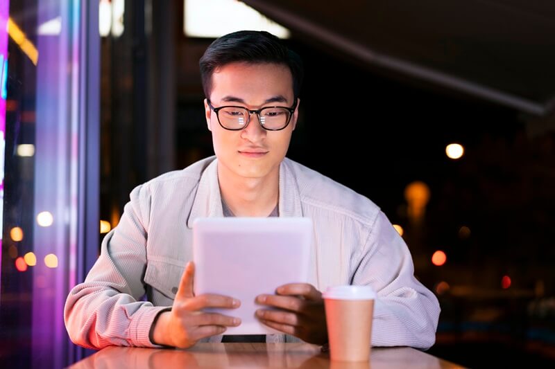 Người dùng thay đổi hành vi trong kỷ nguyên số hóa