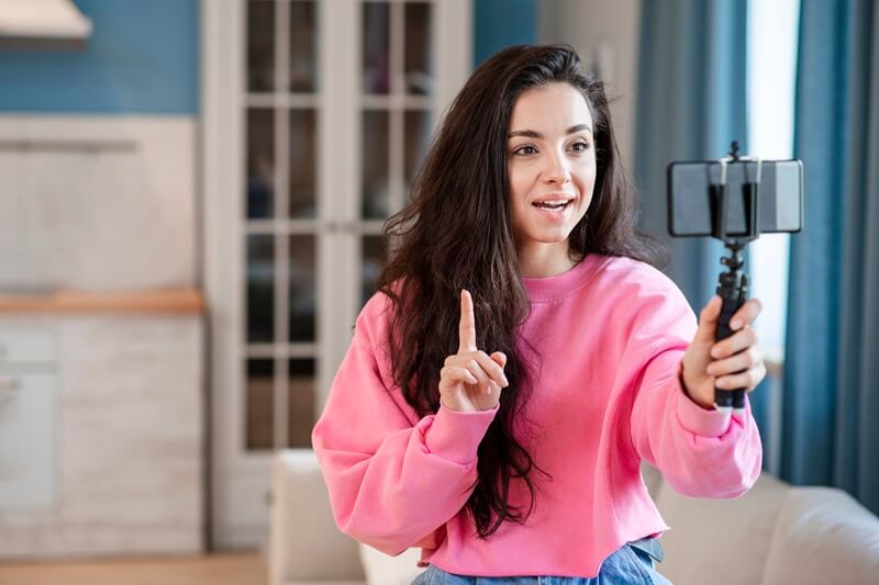 TikTok và sàn thương mại điện tử là môi trường hoạt động chính