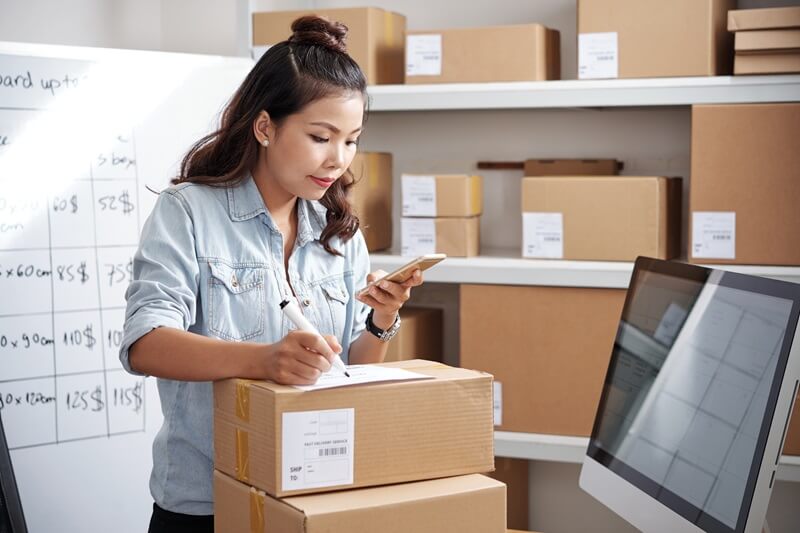 Nguồn gốc KOC hình thành từ xu hướng thương mại điện tử