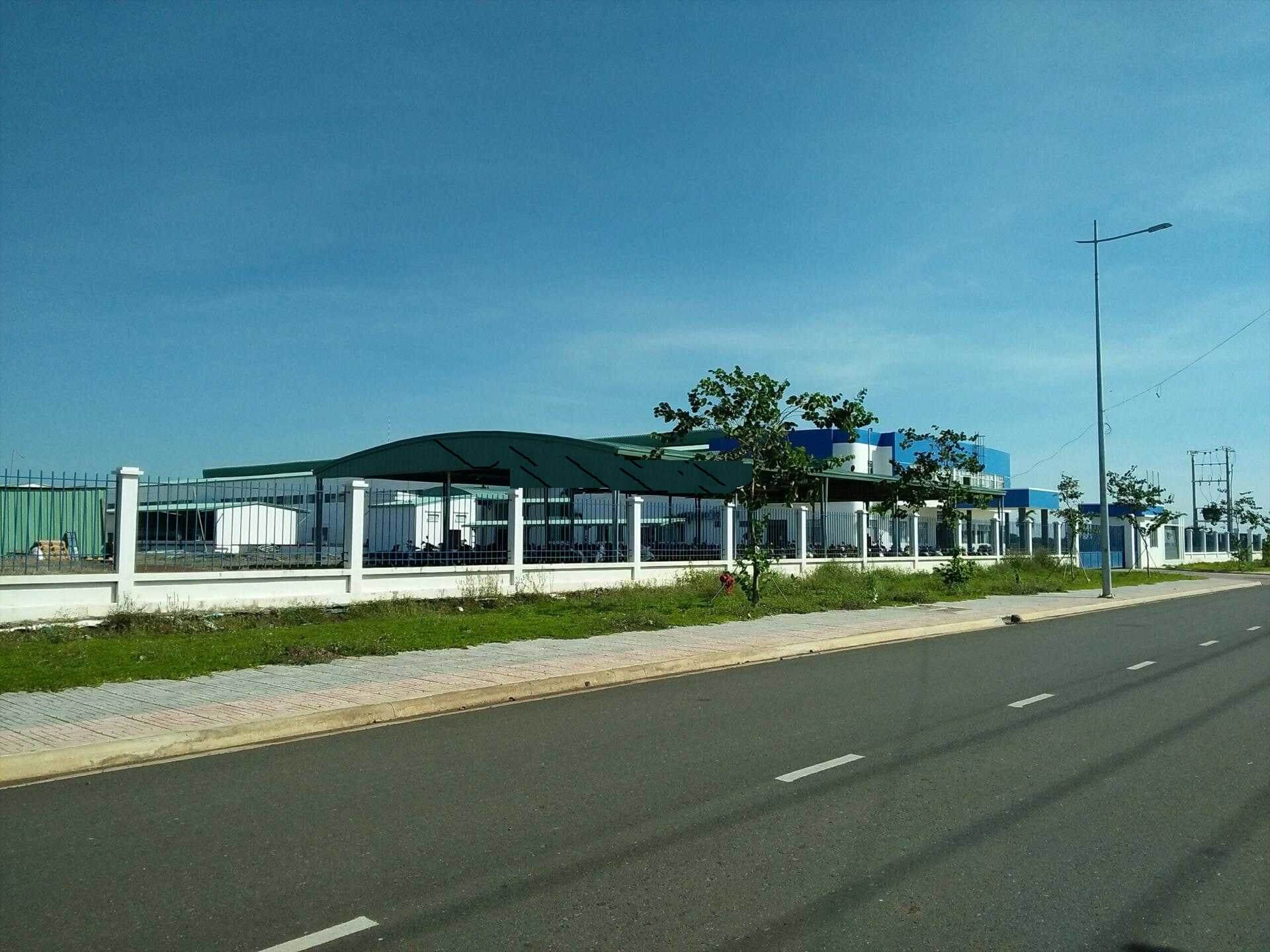 Các doanh nghiệp đóng trên địa bàn Đất Đỏ