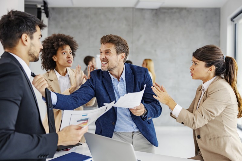 Áp dụng quy trình rõ ràng giúp xử lý xung đột một cách hiệu quả