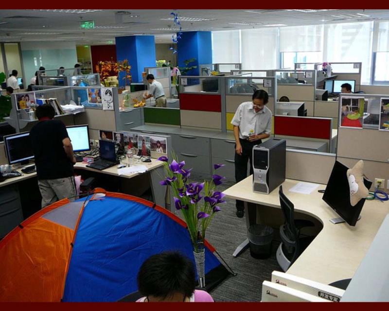 Nét đặc trưng trong văn phòng làm việc của nhân viên Trung Quốc