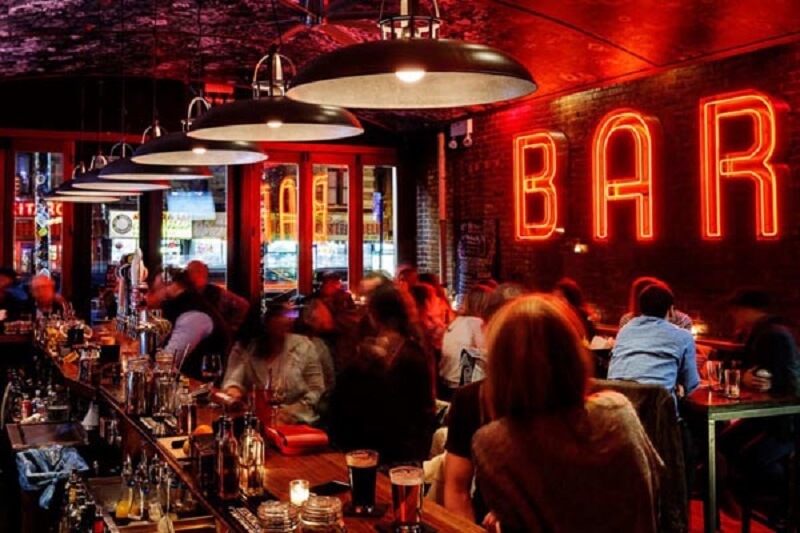 Việc làm PR quán bar