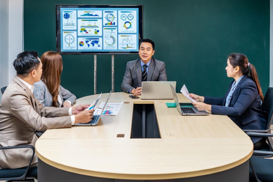Quản trị chiến lược là gì? Vai trò và quy trình quản trị hiệu quả