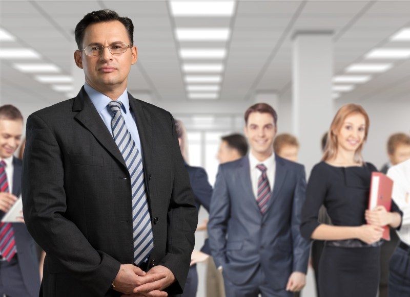 Phong cách lãnh đạo dân chủ là gì? Ưu điểm và nhược điểm