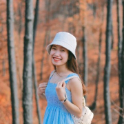 NHÂN VIÊN THU NGÂN