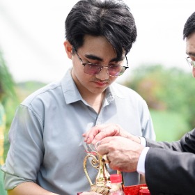 Họ và tên