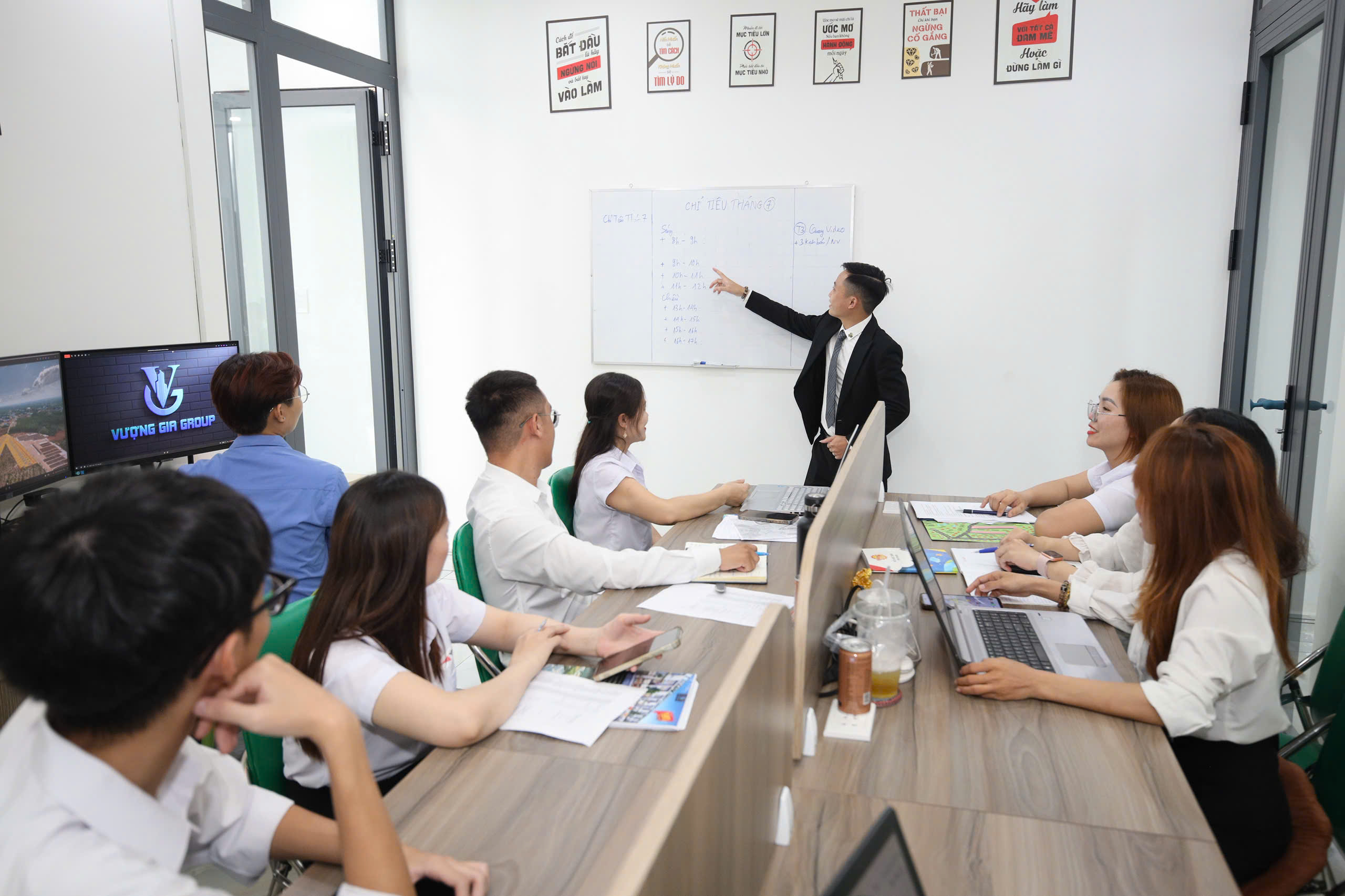 lĩnh vực hoạt động